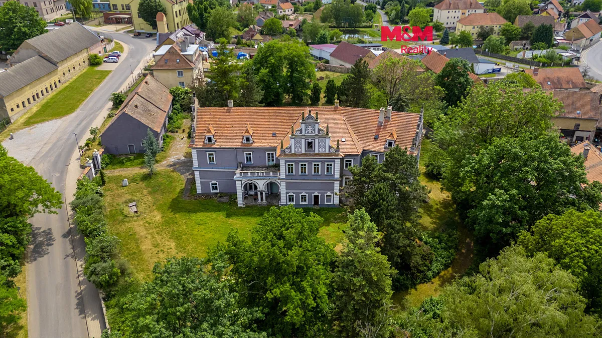 Prodej památky 1075 m², pozemek 7254 m²